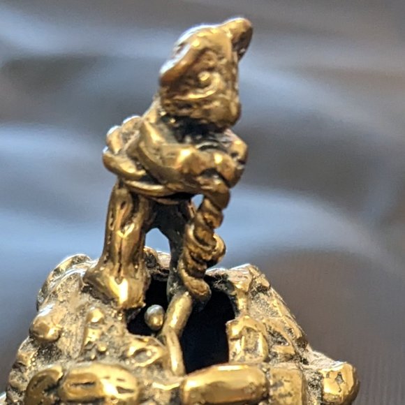 Artisan Handcrafted VTG Daniel Riccio 1984 Bronze Bears Bell. Calling collectors - Picture 3 of 16